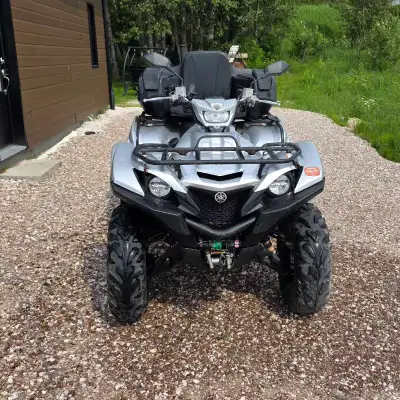 Yamaha Grizzly 700 édition limitée 2020, siège et pouce chauffant,batterie neuve et entretien fait