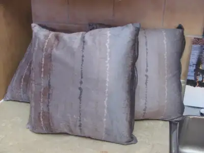 New Price **** Cousins (4) - Cousins, View more