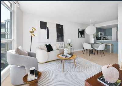 Parking $150 extra. Welcome to this beautifully renovated 1+den lakeview suite in the highly sought-...