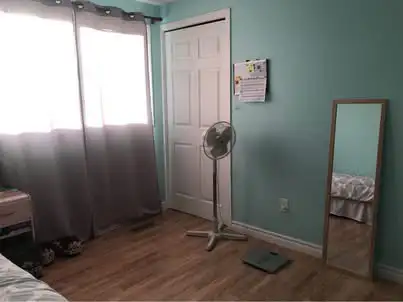 Private room and Separate bathroom  in Room Rentals & Roommates in Barrie - Image 5