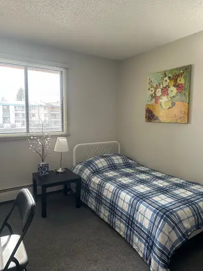 I lived in apartment with 2 room and I’m looking only 1 female room mate preferably Filipina. - furn...
