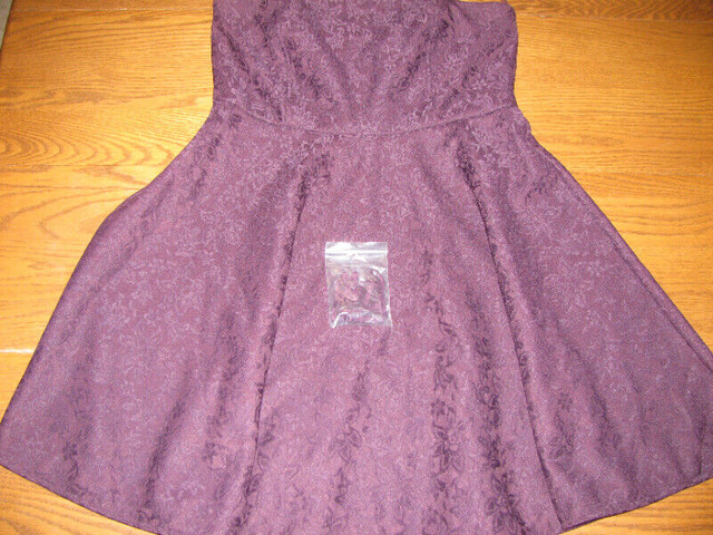 3  DRESSES dans Femmes - Robes et jupes  à Norfolk County - Image 4