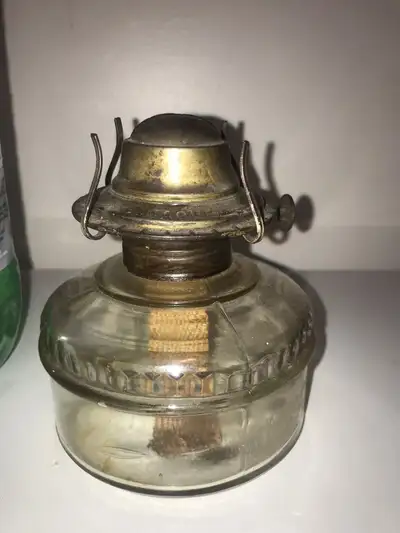 Vintage/Antique Oil lamp. Eagle , View more