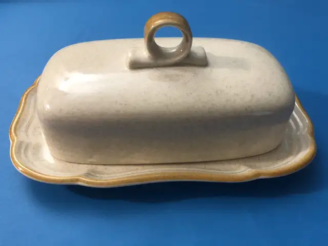 Vintage Mikasa Stoneware | Covered Butter Dish | EC400 EB800 63793682732801120