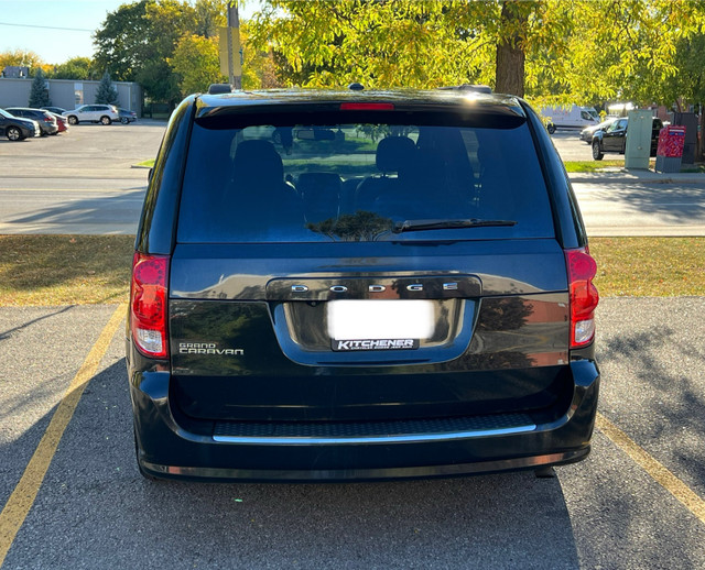certified dodge caravan 2014 in Cars & Trucks in Oakville / Halton Region - Image 3