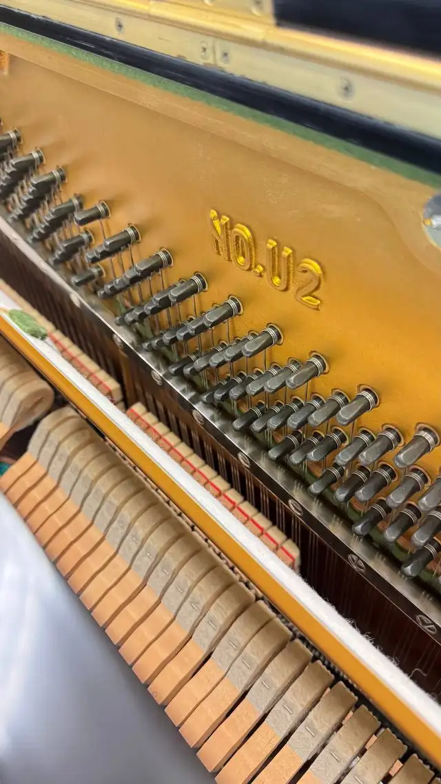 Yamaha Piano in Pianos & Keyboards in Longueuil / South Shore - Image 10