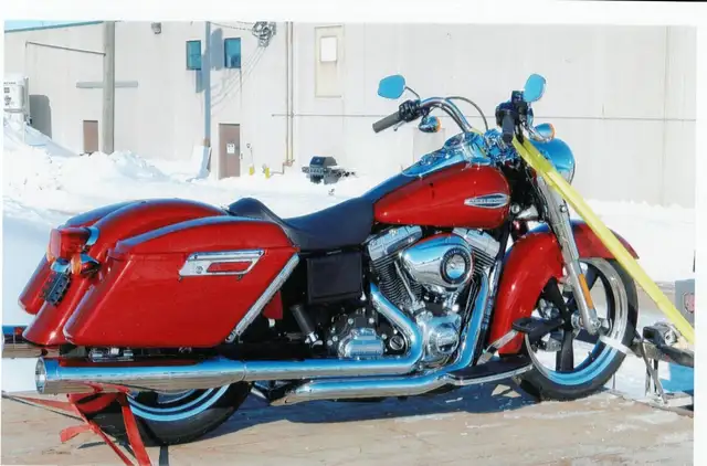 Harley Davidson 2012 FLD Dyna Switchback in Street, Cruisers & Choppers in Winnipeg - Image 7