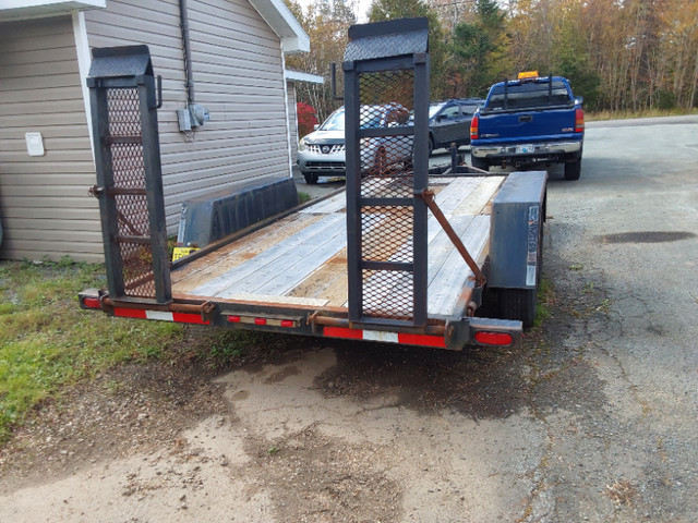 2011 Equipment Trailer in Cargo & Utility Trailers in Bedford - Image 3