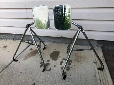 Older Style / One Crack But Still Good / New $95 CAD
