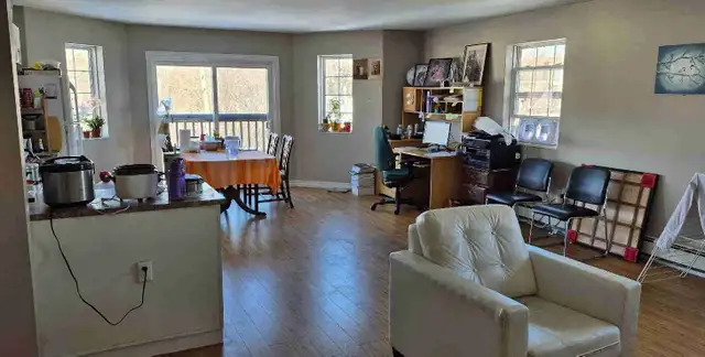 2 Bedroom + Den1 Bath Apartment for Rent In Downtown Kentville in Long Term Rentals in Annapolis Valley - Image 2