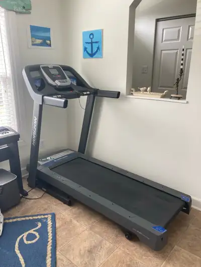 Like new treadmill - must be prepared and able to pickup and load yourself.