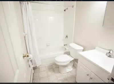 Room available for single boy sharing basis or Two boys preferable telugu , 435 wilson Ave , near to...
