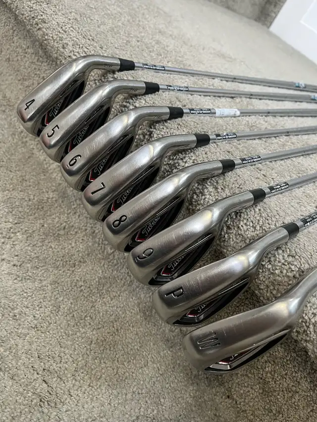 Titleist AP1 716 irons in Golf in Edmonton - Image 4