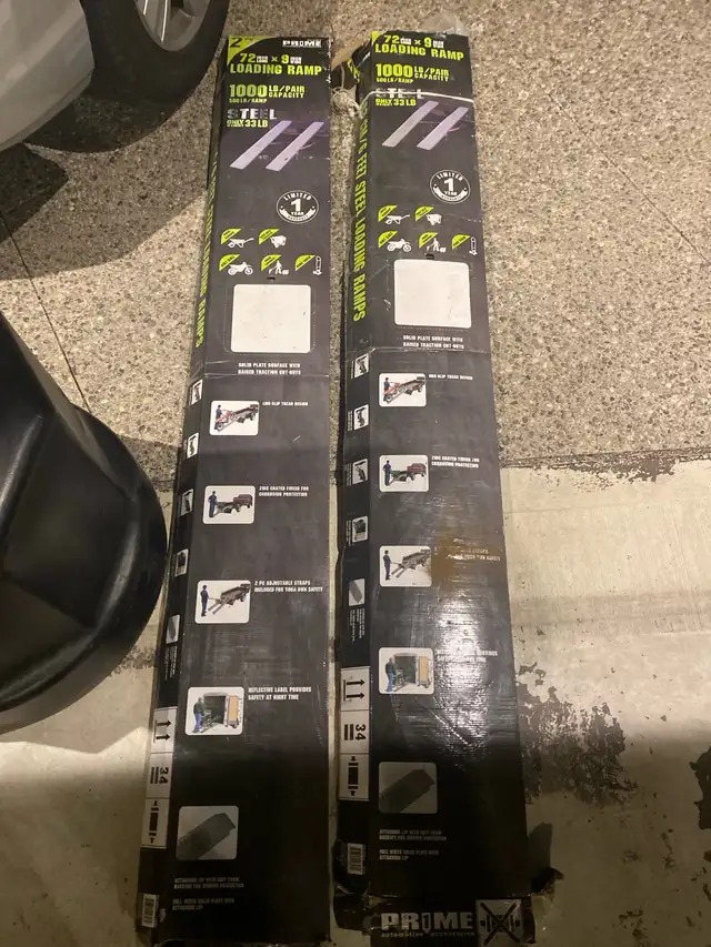 atv/dirt bike ramp in ATV Parts, Trailers & Accessories in Hamilton - Image 2