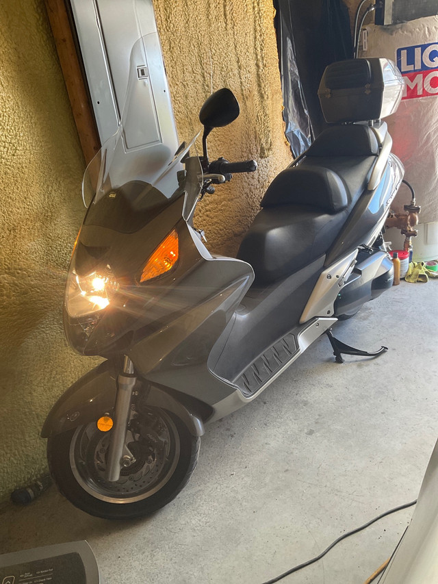 2006 Honda Silverwing dans Utilitaires et de promenade  à Longueuil/Rive Sud - Image 3