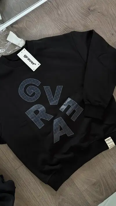 ✨Korean brand | GRAVER sweatshirt, View more
