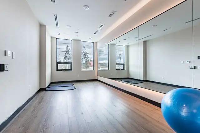 2 Bed 2 Bath South Oakville Condo - $2,750 in Long Term Rentals in Oakville / Halton Region - Image 10