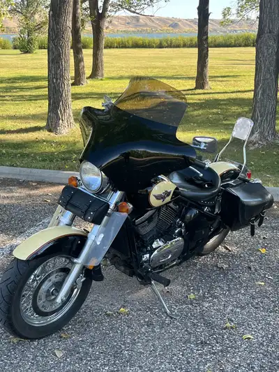 View on Schraders motorcycles Yorkton Sk. Low kms.