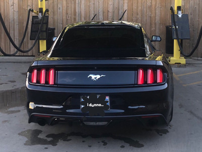 2016 Ford mustang ecoboost premium (Performance package)