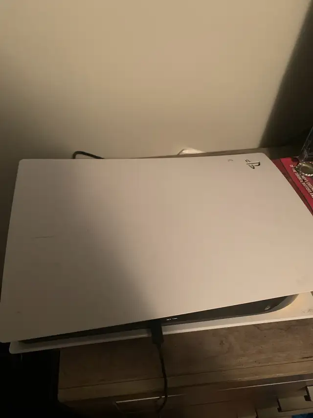 PlayStation 5  in Sony Playstation 5 in Oshawa / Durham Region - Image 2