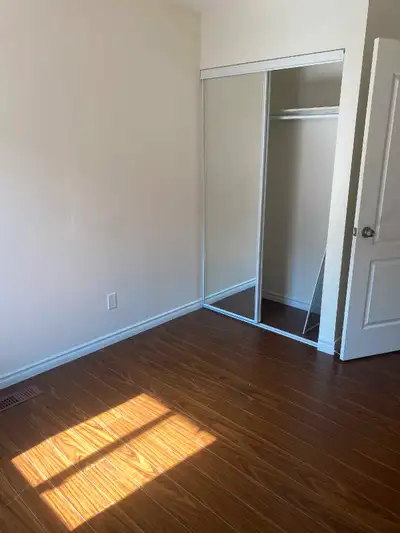 Room for rent Scarborough