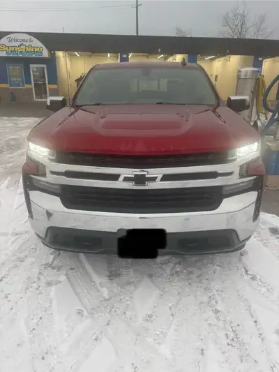 LT Custom True North Edition 5.3L V8 4x4. 6.5ft Box with Hard Top Tunneau cover (3 panel folding) De...