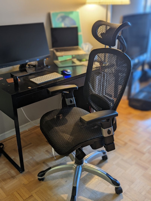 Staples FlexFit Hyken Mesh Task Chair with Adjustable Arms Chairs