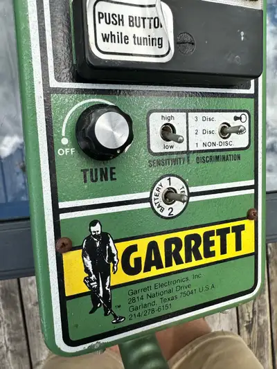 Antique Garrett Metal Detector vintage cool industrial tool. Rare find vintage 1960s -early 1970s Ga...