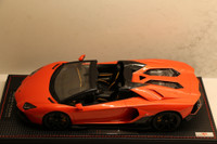 1/18 MR Lamborghini Aventador Ultimae Roadster Arancio Xanto 