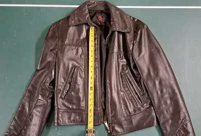 Vintage Men's Champion Leather Goods Leather Jacket Medium, View more