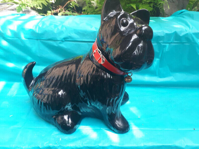 Ceramic Terrier Scottie Dog Jar made in Portugal dans Art et objets de collection  à Ville de Montréal