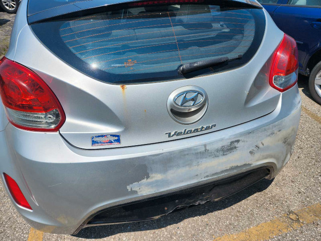 2012 Hyundai Veloster 156000kms in Cars & Trucks in Kitchener / Waterloo - Image 3