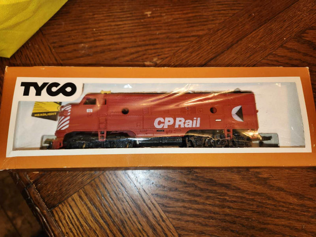 Vintage original mint never used Tyco Diesel F39 powered lighted in Arts & Collectibles in Stratford
