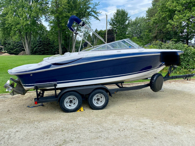 2007 Four Winns Horizon 220 in Powerboats & Motorboats in Barrie