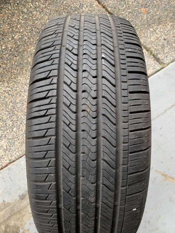 1 X single 225/55/17 M+S GT Radial Maxtour LX with 85% tread in Tires & Rims in Delta/Surrey/Langley