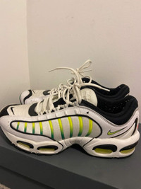 nike air max  tailwind IV size 10 Volt