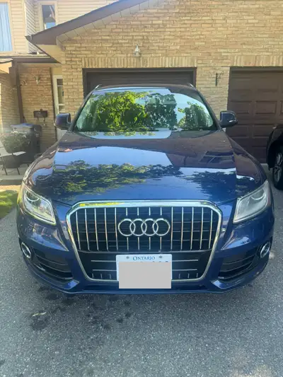 Selling a 2014 Audi Q5, a stylish and capable SUV with 209,000 kms. This vehicle requires a starter...