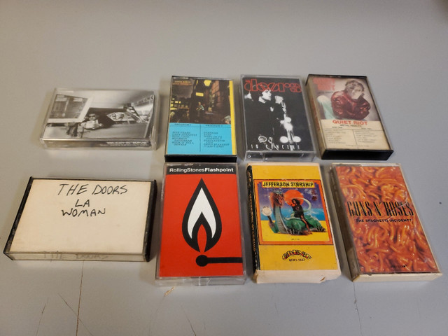 Vintage Rock And Roll Cassette Tape Lot 8pc Bowie, Beasties, Doo in CDs, DVDs & Blu-ray in St. Catharines