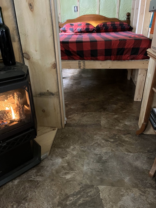 Cabin 4 Season! Houses for Sale London Kijiji