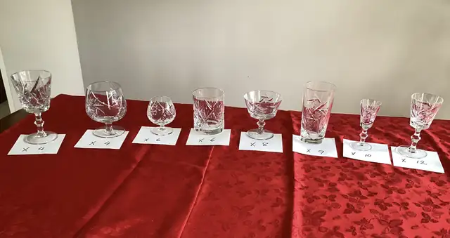 PINWHEEL CRYSTAL GLASSES  in Kitchen & Dining Wares in City of Montréal - Image 2