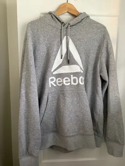 Reebok Grey Hoodie Men’s XL Athletic Pullover Sweatshirt Logo Fr, View more