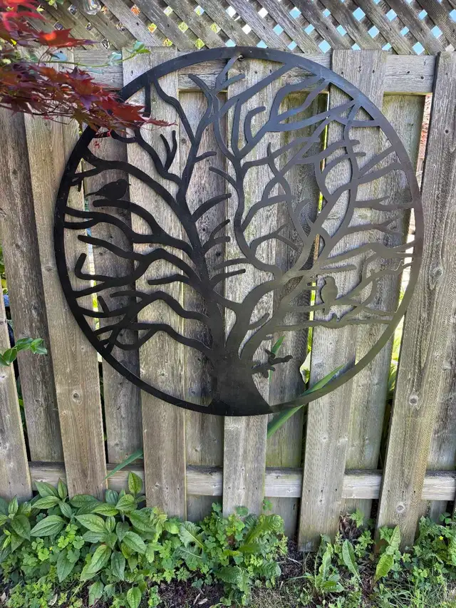 39" Tree of Life Metal Wall Art in Home Décor & Accents in Barrie - Image 3