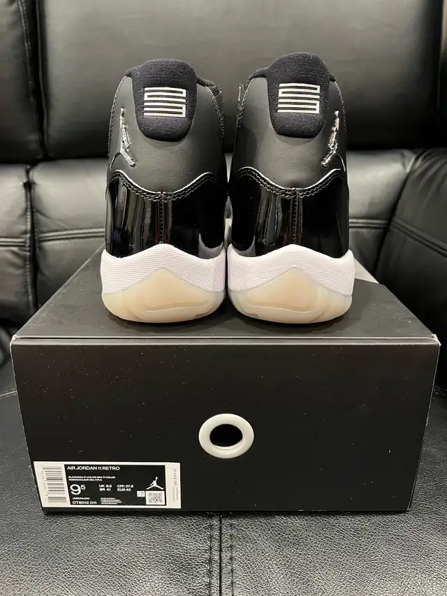 Air Jordan 11 Retro • Jubilee • Size 9.5 in Men's Shoes in City of Toronto - Image 3