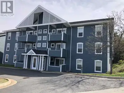 Beautiful two bedrooms one bath condo at a wonderful location in Bedford. Outside Swimming pool for...