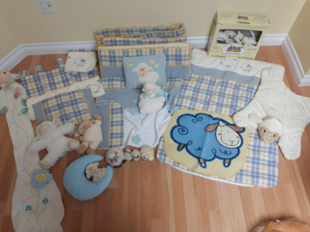 Sheep theme Baby Crib Bedding Set & many access. (See all pics) in Cribs in Gatineau