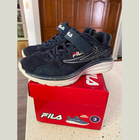 Fila Boys / Youth Shoes Size 3