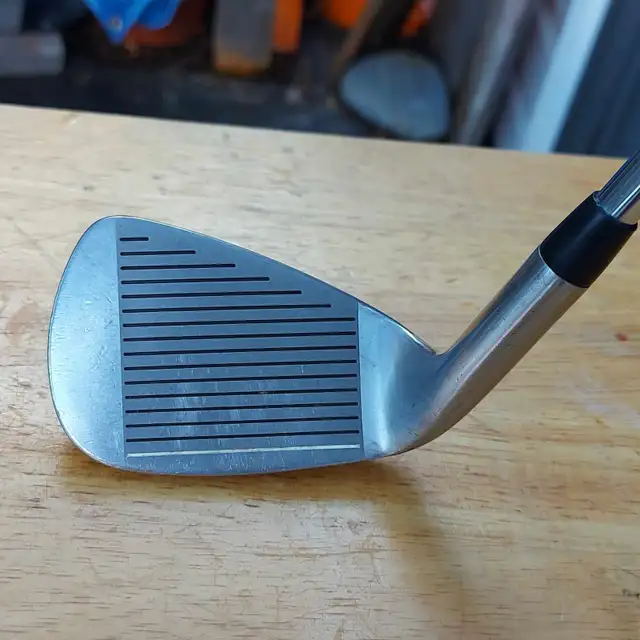 Top Flite Extreme PW (RH) - $25.00 in Golf in Belleville - Image 5