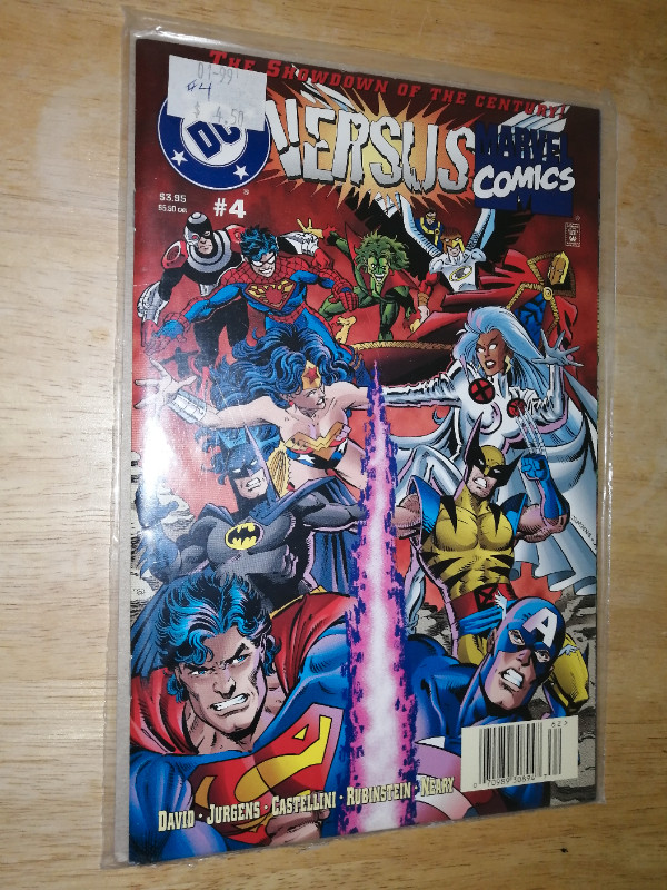 DC vs Marvel comics issue #4 comic book in Comics & Graphic Novels in Saskatoon