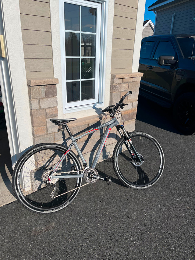 Giant XTC 29ER 2 in Mountain in Bathurst