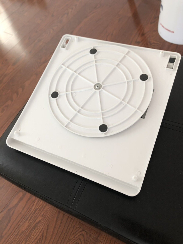 Adjustable laptop/tablet stand 360 degree rotate in iPad & Tablet Accessories in Markham / York Region - Image 2